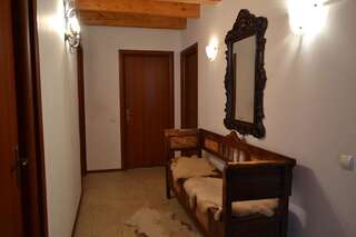 Дома для отпуска Casa Ricciotti Tritenii de Jos Двухместный номер с 1 кроватью и общей ванной комнатой-2